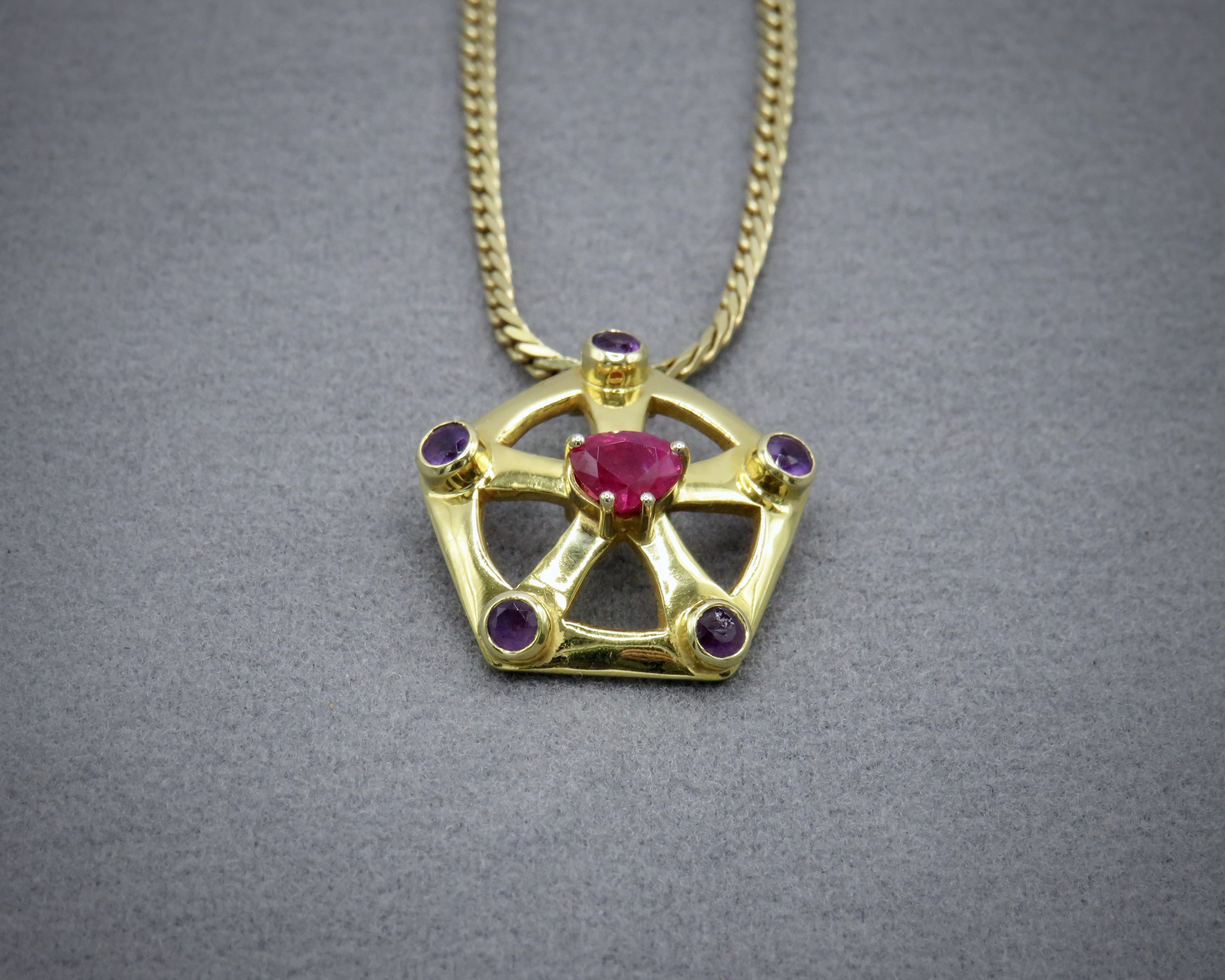 ruby and amethyst pendat